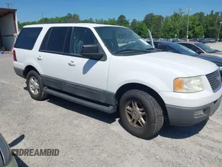 2004 Ford Expedition Special Service z VIN 1FMPU16L54LB03778, wystawiony jako IAAI lot #42148494 z przebiegiem 294 054 mil mil oraz . Historia ofert i sprzedaży dostępna na DreamBid. Obrazek 1.