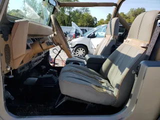 1988 Jeep Wrangler Sahara with VIN 2BCCV8121JB525518, listed as a Copart auction lot 71491994 with 252,317 mi miles and Salvage Title. Bid and sale history available at carsss.com. Image 7.