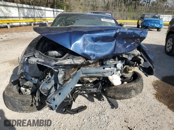 2011 Chevrolet Camaro 2LT with VIN 2G1FC1ED2B9171904, listed as a Copart auction lot 44298905 with Not provided miles and Salvage title. Bid and sale history available at DreamBid. Image 5.