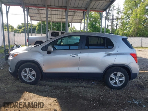 2020 Chevrolet Trax LS with VIN KL7CJKSB1LB024737, listed as a IAAI auction lot 42420879 with 41,480 mi miles and . Bid and sale history available at DreamBid. Image 13.