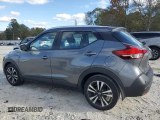2020 Nissan Kicks SV with VIN 3N1CP5CV9LL535206, listed as a Copart auction lot 82087204 with 61,088 mi miles and Salvage Title. Bid and sale history available at carsss.com. Image 2.