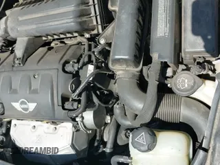 2010 MINI Hardtop with VIN WMWMF3C53ATZ64405, listed as a IAAI auction lot 42673213 with 135,765 mi miles and . Bid and sale history available at DreamBid. Image 21.