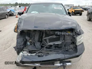 2015 Ram 1500 Tradesman z VIN 1C6RR7FT5FS719322, wystawiony jako Copart lot #52606965 z przebiegiem 148 354 mil mil oraz Szkoda całkowita • Salvage title. Historia ofert i sprzedaży dostępna na DreamBid. Obrazek 5.