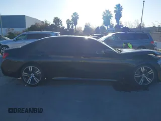 2018 BMW 7 Series 750i with VIN WBA7F0C50JGM24160, listed as a IAAI auction lot 41448519 with 138,742 mi miles. Bid and sale history available at carsss.com. Image 13.