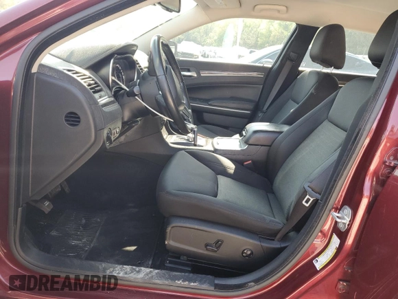 2019 Chrysler 300 Touring with VIN 2C3CCAAG5KH747277, listed as a Copart auction lot 51657985 with 97,596 mi miles and Salvage Title. Bid and sale history available at carsss.com. Image 7.