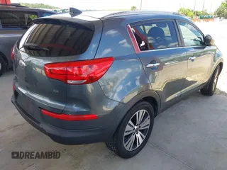 2014 Kia Sportage EX with VIN KNDPC3AC9E7608081, listed as a IAAI auction lot 42758471 with 255,381 mi miles and . Bid and sale history available at DreamBid. Image 4.
