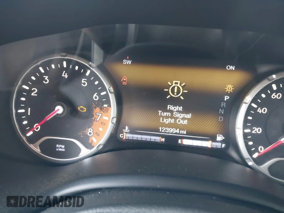 2018 Jeep Renegade Limited with VIN ZACCJADB0JPH24214, listed as a IAAI auction lot 42384776 with 123,994 mi miles and . Bid and sale history available at DreamBid. Image 16.