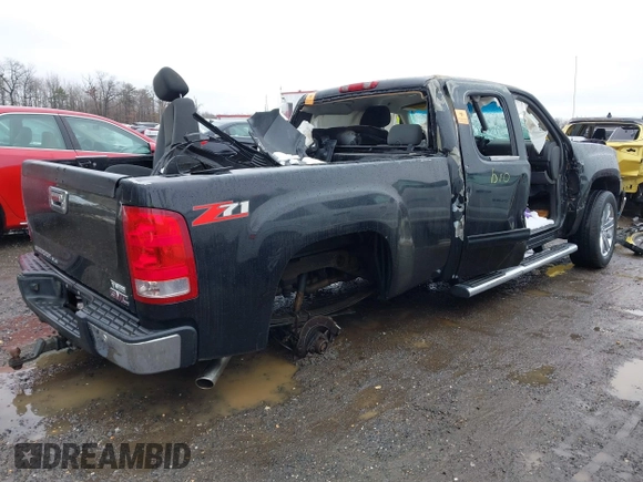 2008 GMC Sierra 1500 with VIN 2GTEC19YX81271935, listed as a IAAI auction lot 41557365 with Not Provided miles and . Bid and sale history available at DreamBid. Image 4.