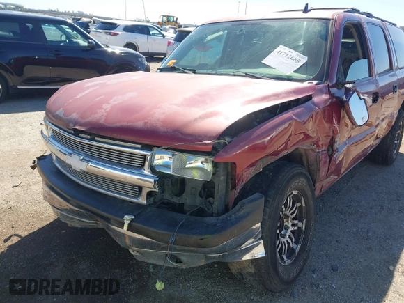 2006 Chevrolet Suburban LS w/1WT with VIN 1GNEC16Z66J170138, listed as a IAAI auction lot 41712685 with 240,643 mi miles. Bid and sale history available at carsss.com. Image 6.