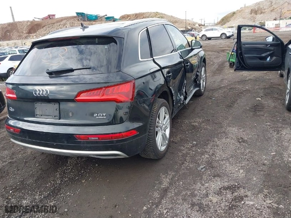 2018 Audi Q5 Prestige with VIN WA1CNAFY0J2020976, listed as a IAAI auction lot 40413153 with 32,294 mi miles. Bid and sale history available at carsss.com. Image 4.