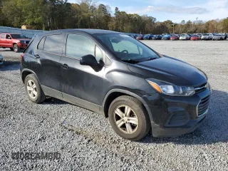 2020 Chevrolet Trax LS with VIN KL7CJKSB6LB035507, listed as a Copart auction lot 80215714 with 92,310 mi miles and Salvage Title. Bid and sale history available at carsss.com. Image 4.