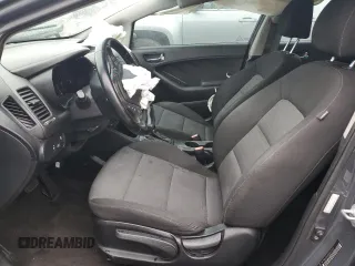 2016 Kia Forte EX z VIN KNAFX4A81G5527525, wystawiony jako Copart lot #83224694 z przebiegiem Nie podano mil oraz Czysty tytuł • Clean title. Historia ofert i sprzedaży dostępna na DreamBid. Obrazek 7.