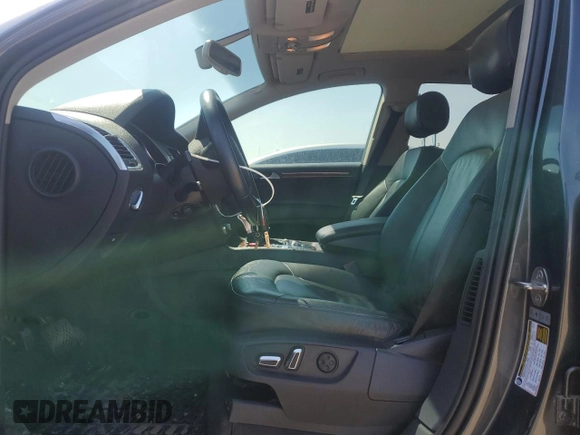 2015 Audi Q7 Premium Plus z VIN WA1LGAFE8FD001846, wystawiony jako Copart lot #47010255 z przebiegiem 80 156 mil mil oraz Szkoda całkowita • Salvage title. Historia ofert i sprzedaży dostępna na DreamBid. Obrazek 7.