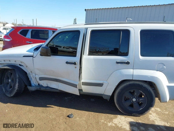2011 Jeep Liberty Sport with VIN 1J4PP2GK4BW580280, listed as a IAAI auction lot 41482961 with 165,130 mi miles. Bid and sale history available at carsss.com. Image 15.