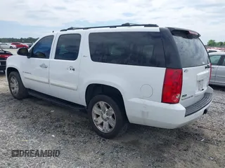2008 GMC Yukon XL SLT 4SB with VIN 1GKFC16038R234840, listed as a IAAI auction lot 42199620 with 252,031 mi miles and . Bid and sale history available at DreamBid. Image 3.