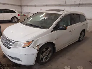 2011 Honda Odyssey Touring with VIN 5FNRL5H9XBB057468, listed as a IAAI auction lot 41405465 with 1 mi miles. Bid and sale history available at carsss.com. Image 6.