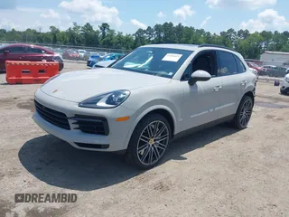 2022 Porsche Cayenne с VIN WP1AA2AY2NDA05622, выставлен на аукционе IAAI как лот 42684024 с пробегом 41 715 миль миль и . История ставок и продаж доступна на DreamBid. Изображение 17.