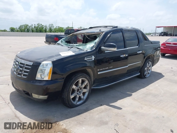 2007 Cadillac Escalade EXT with VIN 3GYFK62867G113770, listed as a IAAI auction lot 42064012 with 1 mi miles. Bid and sale history available at carsss.com. Image 2.