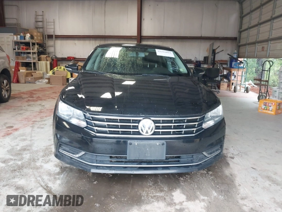 2016 Volkswagen Passat SE z VIN 1VWBT7A38GC010301, wystawiony jako IAAI lot #42316812 z przebiegiem 154 618 mil mil oraz . Historia ofert i sprzedaży dostępna na DreamBid. Obrazek 12.