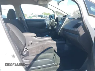 2015 Nissan LEAF SV with VIN 1N4AZ0CP9FC323706, listed as a IAAI auction lot 41631924 with 76,042 mi miles. Bid and sale history available at carsss.com. Image 5.