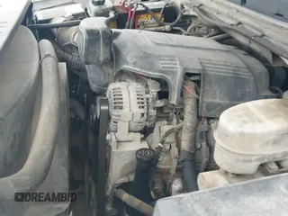 2012 Chevrolet Silverado 2500HD Work Truck z VIN 1GC1CVCG0CF203229, wystawiony jako IAAI lot #42776869 z przebiegiem 207 679 mil mil oraz . Historia ofert i sprzedaży dostępna na DreamBid. Obrazek 20.