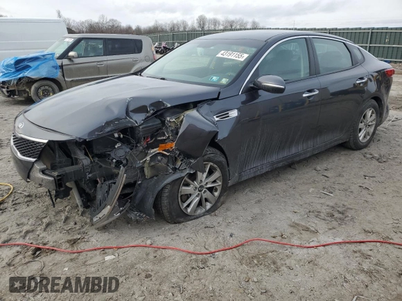 2017 Kia Optima LX z VIN KNAGT4L30H5142492, wystawiony jako Copart lot #43191155 z przebiegiem 63 092 mil mil oraz Szkoda całkowita • Salvage title. Historia ofert i sprzedaży dostępna na DreamBid. Obrazek 1.