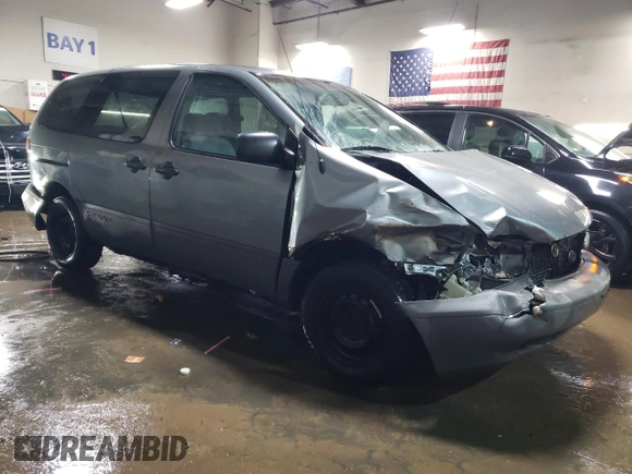 2000 Toyota Sienna CE with VIN 4T3GF19C5YU198002, listed as a Copart auction lot 44266795 with 180,178 mi miles and Salvage Title. Bid and sale history available at carsss.com. Image 4.