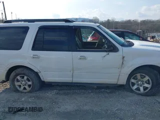 2009 Ford Expedition SSV с VIN 1FMFU15519EB27666, выставлен на аукционе IAAI как лот 41506400 с пробегом 204 593 миль миль и . История ставок и продаж доступна на DreamBid. Изображение 13.