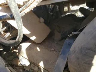 2006 Chevrolet Silverado 1500HD LT2 z VIN 1GCGK13U26F141378, wystawiony jako Copart lot #72618994 z przebiegiem Nie podano mil oraz Szkoda całkowita • Salvage title. Historia ofert i sprzedaży dostępna na DreamBid. Obrazek 7.