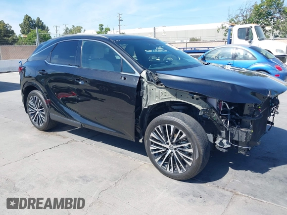 2023 Lexus RX 350h z VIN 2T2BBMCA1PC005914, wystawiony jako IAAI lot #42200587 z przebiegiem 22 480 mil mil oraz . Historia ofert i sprzedaży dostępna na DreamBid. Obrazek 1.
