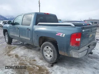 2011 Chevrolet Silverado 1500 LT with VIN 3GCPKSE30BG189500, listed as a IAAI auction lot 41657850 with 147,460 mi miles and . Bid and sale history available at DreamBid. Image 3.