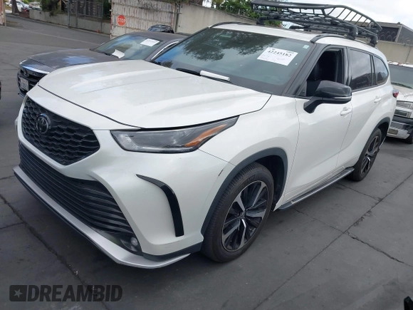 2021 Toyota Highlander XSE z VIN 5TDLZRBH8MS062159, wystawiony jako IAAI lot #42245182 z przebiegiem 63 072 mil mil oraz . Historia ofert i sprzedaży dostępna na DreamBid. Obrazek 17.