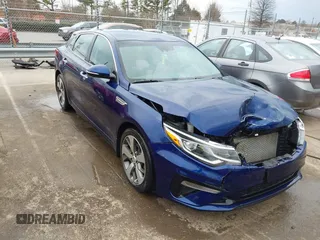 2020 Kia Optima LX with VIN 5XXGT4L36LG410615, listed as a IAAI auction lot 41677825 with 46,560 mi miles. Bid and sale history available at carsss.com. Image 1.