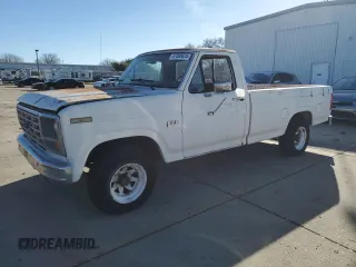 1985 Ford F-150 with VIN 1FTDF15YXFPA97115, listed as a Copart auction lot 87000634 with 28,229 mi miles and Clean Title. Bid and sale history available at carsss.com. Image 1.