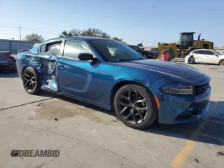 2020 Dodge Charger SXT with VIN 2C3CDXBG6LH190539, listed as a Copart auction lot 77913344 with 70,904 mi miles and Clean title. Bid and sale history available at DreamBid. Image 4.