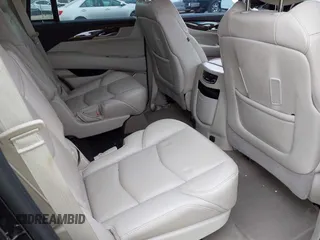 2018 Cadillac Escalade Premium Luxury z VIN 1GYS4CKJ2JR139591, wystawiony jako IAAI lot #42062606 z przebiegiem 117 558 mil mil oraz . Historia ofert i sprzedaży dostępna na DreamBid. Obrazek 8.