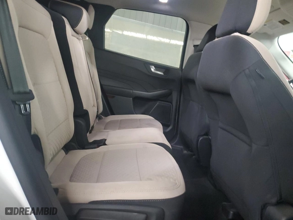 2021 Ford Escape SE with VIN 1FMCU9G63MUB08025, listed as a Copart auction lot 50927325 with 117,570 mi miles and Clean Title. Bid and sale history available at carsss.com. Image 11.