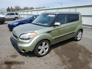 2010 Kia Soul + with VIN KNDJT2A2XA7034396, listed as a Copart auction lot 53661845 with 205,254 mi miles and Clean Title. Bid and sale history available at carsss.com. Image 1.