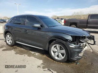 2018 Audi Q5 Premium with VIN WA1ANAFY8J2020313, listed as a Copart auction lot 54078575 with 76,133 mi miles and Salvage Title. Bid and sale history available at DreamBid. Image 4.