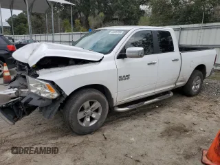 2018 Ram 1500 SLT z VIN 1C6RR6GG2JS315396, wystawiony jako Copart lot #45659705 z przebiegiem 108 804 mil mil oraz Szkody całkowita. Historia ofert i sprzedaży dostępna na DreamBid. Obrazek 1.