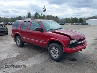 2002 Chevrolet Blazer LS z VIN 1GNDT13W32K236428, wystawiony jako IAAI lot #42341351 z przebiegiem 145 232 mil mil oraz . Historia ofert i sprzedaży dostępna na DreamBid. Obrazek 1.