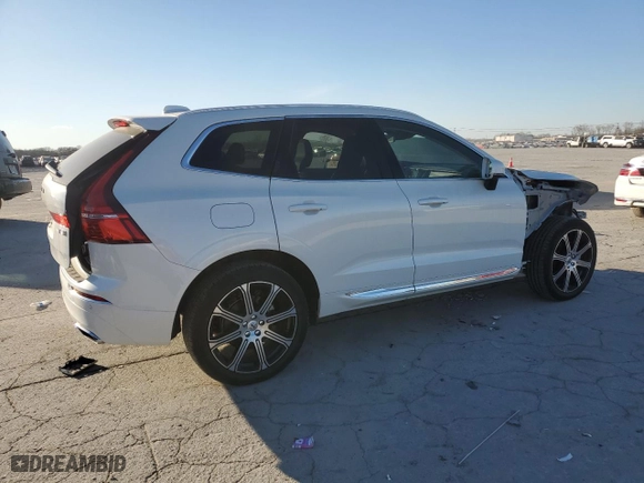 2021 Volvo XC60 Inscription with VIN YV4102RLXM1714521, listed as a Copart auction lot 46790415 with 14,921 mi miles and Salvage Title. Bid and sale history available at carsss.com. Image 3.