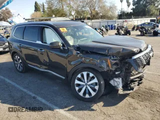 2022 Kia Telluride S with VIN 5XYP6DHC6NG223230, listed as a Copart auction lot 44393595 with 31,697 mi miles and Clean title. Bid and sale history available at DreamBid. Image 4.