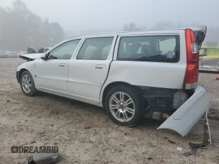 2006 Volvo V70 2.4L with VIN YV1SW612962558219, listed as a Copart auction lot 61853785 with 132,960 mi miles and Salvage title. Bid and sale history available at DreamBid. Image 2.