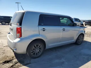 2013 Scion xB z VIN JTLZE4FE3DJ040323, wystawiony jako Copart lot #47893975 z przebiegiem 211 118 mil mil oraz Szkoda całkowita • Salvage title. Historia ofert i sprzedaży dostępna na DreamBid. Obrazek 3.
