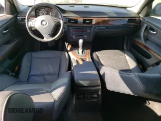 2011 BMW 3 Series 328i with VIN WBAUT9C52BA191581, listed as a Copart auction lot 82901954 with 164,378 mi miles and Clean title. Bid and sale history available at DreamBid. Image 8.