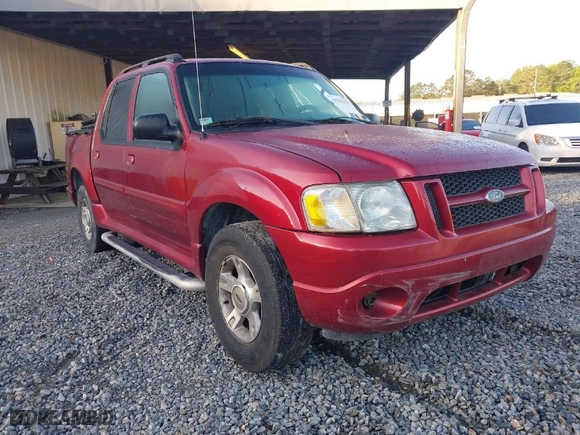 2004 Ford Explorer Sport Trac XLS with VIN 1FMZU67KX4UA61310, listed as a IAAI auction lot 41960362 with 113,889 mi miles. Bid and sale history available at carsss.com. Image 1.