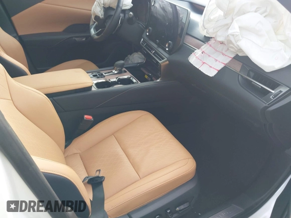2023 Lexus RX 350 с VIN 2T2BAMBA3PC011153, выставлен на аукционе IAAI как лот 41025038 с пробегом 16 404 миль миль и . История ставок и продаж доступна на DreamBid. Изображение 5.