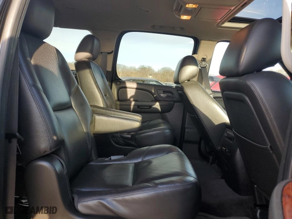 2011 Chevrolet Suburban LTZ with VIN 1GNSKKE33BR187175, listed as a Copart auction lot 47043715 with NaN miles and Salvage Title. Bid and sale history available at carsss.com. Image 11.