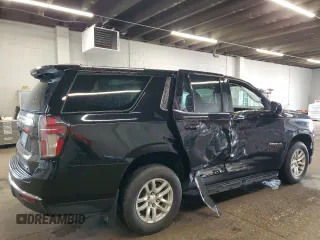 2022 Chevrolet Tahoe LT z VIN 1GNSKNKD0NR196614, wystawiony jako Copart lot #57806285 z przebiegiem 25 706 mil mil oraz Szkoda całkowita • Salvage title. Historia ofert i sprzedaży dostępna na DreamBid. Obrazek 3.